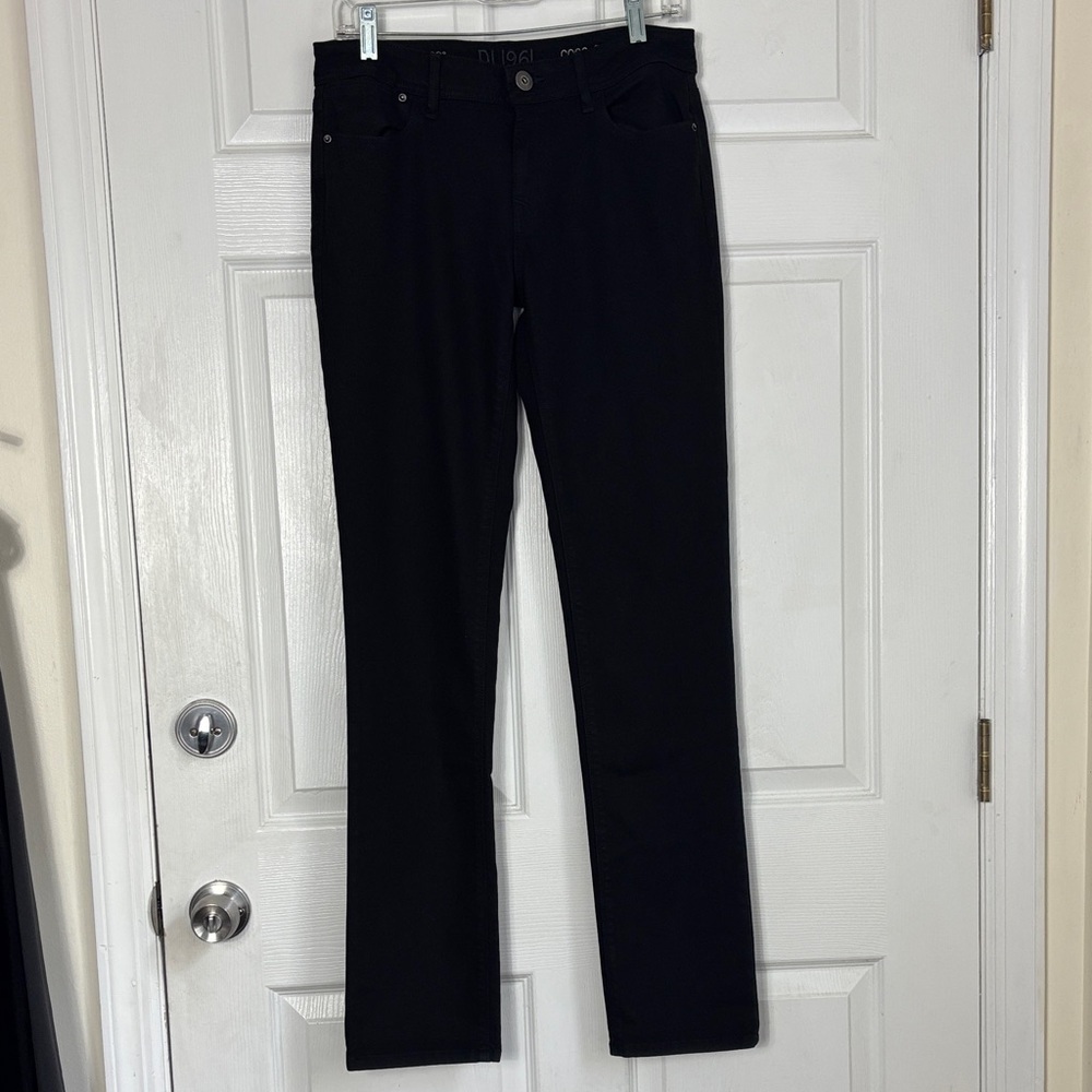 DL1961 Black Coco Curvy Straight Leg Jeans Size 29 4 Way Stretch Tencel Blend